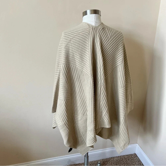 Maxmara Max sport wrap sweater 17942 - Picture 6 of 9